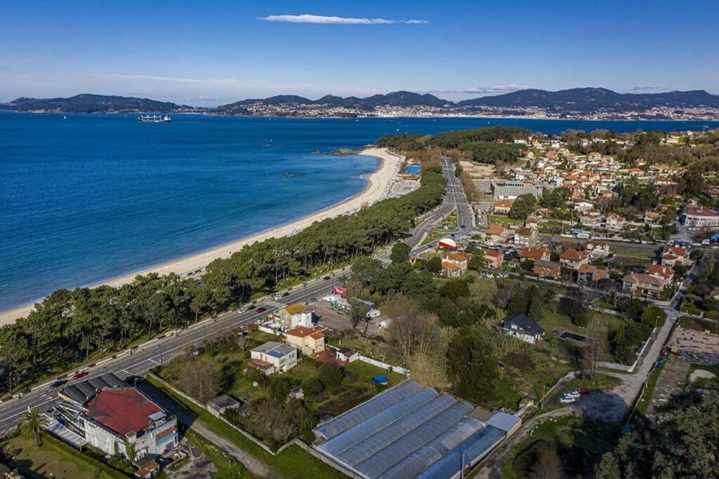 Apartamentos En Playa De Samil Primera Linea De Playa Pe Na Areia Vigo Esterno foto