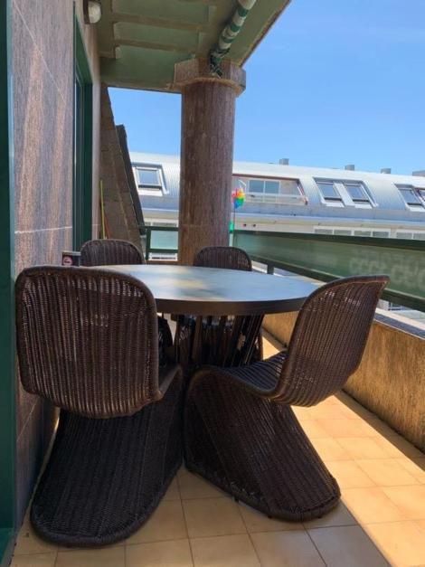 Apartamentos En Playa De Samil Primera Linea De Playa Pe Na Areia Vigo Esterno foto